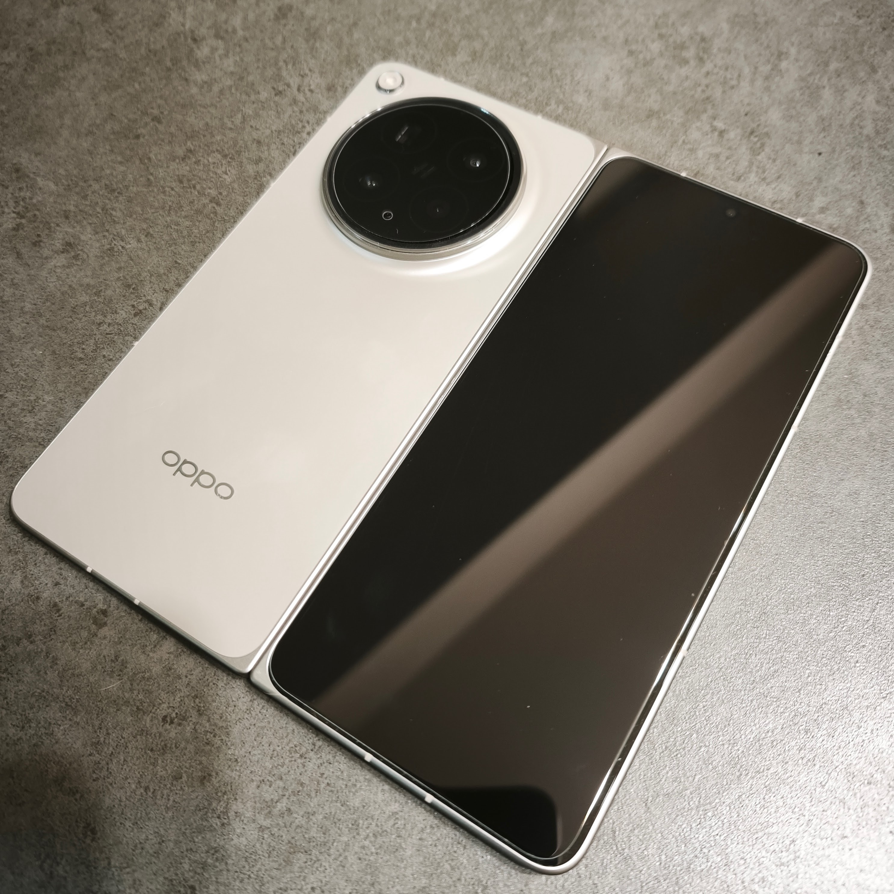 OPPO Find N6 グローバル版を実機レビュー。日本版発表前に 1 週間使って感じたこと
